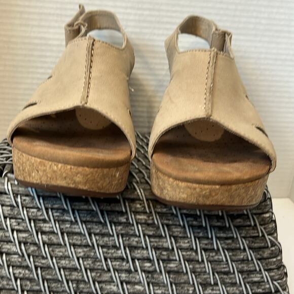 Clark’s Ultimate Comfort Collection Annabel Bari Wedge Platform Sandals Size 8 - Picture 2 of 9